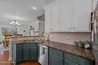 302 Palisades Way, New Bern, NC 28560 — 3-bedroom home in Lynnwood Highlands, New Bern, NC, photo 13 of 41: Loads of cabinets