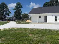 343 Kirby Grange Avenue, Bath, NC 27808 — 3-bedroom home, Bath, NC, photo 3 of 32: IMG_5762