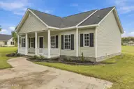 1036 Scott Road, Elizabeth City, NC 27909 — 3-bedroom home in Brays Estates, Elizabeth City, NC, photo 3 of 41