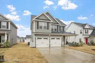 101 Hanover Court, Clayton, NC 27527 — 4-bedroom home, Clayton, NC, photo 3 of 36: 02-101 Hanover Ct [2833652]_02