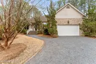 12 Chestnut Court, Pinehurst, NC 28374 — 3-bedroom home in Unit 10, Pinehurst, NC, photo 1 of 48: 1-web-or-mls-DSC07693
