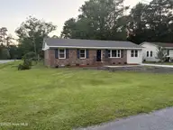 620 S Orange Street, Wallace, NC 28466 — 4-bedroom home in Wallace, Wallace, NC, photo 1 of 14: Front