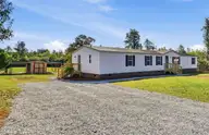 185 Boney Road, Rose Hill, NC 28458 — 4-bedroom home, Rose Hill, NC, photo 1 of 30: IMG_8140