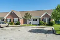 3011 Lauren Place Drive Apt 106, Wilmington, NC 28405 — 2-bedroom townhome in Lauren Place, Wilmington, NC, photo 3 of 34