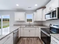755 Regiment Road, Jacksonville, NC 28546 — 3-bedroom home in Onslow Bay, Jacksonville, NC, photo 12 of 30: susie similar photo-16