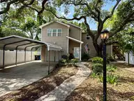 2807 Arendell Street, Morehead City, NC 28557 — 2-bedroom waterfront home in Morehead Bluffs, Morehead City, NC, photo 1 of 69: Exterior