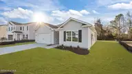 4032 Topsail Trail, New Bern, NC 28560 — 4-bedroom home in Madeline Farm, New Bern, NC, photo 4 of 33: 4-custom-0C0A1458_1