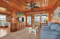 1040 Ocean Boulevard, Topsail Beach, NC 28445 — 3-bedroom home in New Topsail Beach, Topsail Beach, NC, photo 16 of 41