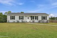 77 Crown Point Road, Hubert, NC 28539 — 3-bedroom home in Crown Point, Hubert, NC, photo 1 of 41: 1-web-or-mls-IMG_7205 (1)