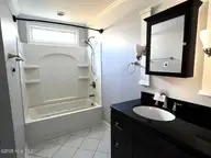 214 E Raintree Lane, Goldsboro, NC 27534 — 4-bedroom home in Raintree, Goldsboro, NC, photo 10 of 19: Primary Bathroom Main Level