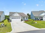 197 Eagle Claw Drive, Calabash, NC 28467 — 3-bedroom home in Eagle Run, Calabash, NC, photo 4 of 67