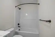 118 Pine View Boulevard, Beaufort, NC 28516 — 3-bedroom home in Beau Coast West, Beaufort, NC, photo 20 of 38: Guest Bath