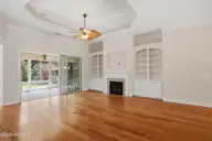 5307 Leisure Circle, Wilmington, NC 28409 — 3-bedroom waterfront home in Helms Port, Wilmington, NC, photo 7 of 55: 73_5307_leisure_cir_00073
