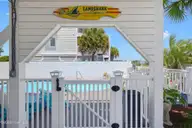 702 Roland Avenue, Surf City, NC 28445 — 4-bedroom waterfront home in Harbor Point, Surf City, NC, photo 16 of 57