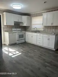 206 Waldrop Road, Dudley, NC 28333 — 3-bedroom home, Dudley, NC, photo 4 of 55: IMG_0595