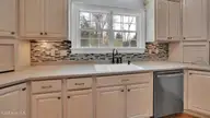 300 Silverleaf Court, Greenville, NC 27834 — 5-bedroom home in Ironwood, Greenville, NC, photo 24 of 74: 300 Silverleaf Court-14