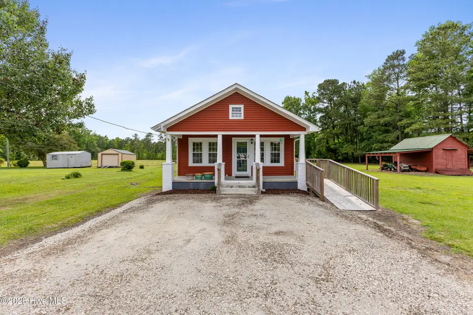 18791 Us Hwy 421, Willard, NC 28478 — 2-bedroom home, Willard, NC, photo 1 of 38: 4_img_4851