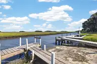 100 Crews Lane, Hubert, NC 28539 — 3-bedroom waterfront manufactured home in Brown Div, Hubert, NC, photo 4 of 45