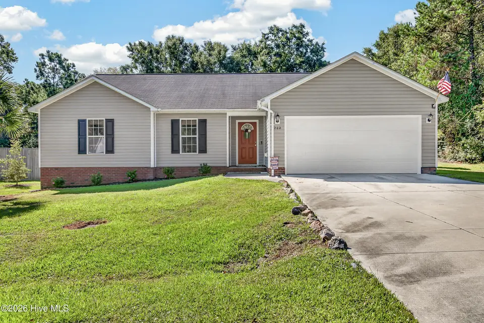 202 Hominy Court, Hubert, NC 28539 — 3-bedroom home in Ole Mill Village, Hubert, NC, photo 1 of 28