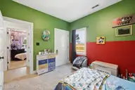 402 Satterfield Drive, New Bern, NC 28560 — 4-bedroom home in Satterfield, New Bern, NC, photo 18 of 42: 17-web-or-mls-0C0A1600_edit