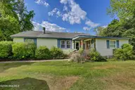 107 Long Leaf Drive, Wilmington, NC 28401 — 3-bedroom home in Wrightsboro Acres, Wilmington, NC, photo 1 of 28: 001_img_7892_191