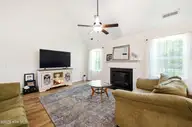1001 Marston Drive, Jacksonville, NC 28540 — 3-bedroom home in Fieldstone At Haws Run, Jacksonville, NC, photo 7 of 49: 8_1001_marston_dr_008