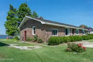 1303 Little River Drive, Elizabeth City, NC 27909 — 3-bedroom waterfront home in Smalls Acres, Elizabeth City, NC, photo 4 of 53: 9H4A2284-HDR