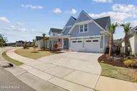 637 Bedminister Lane, Wilmington, NC 28405 — 4-bedroom home in Landfall, Wilmington, NC, photo 6 of 76: 4_img_5354