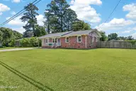 8 Sheffield Road, Jacksonville, NC 28546 — 3-bedroom home in Montclair, Jacksonville, NC, photo 3 of 35