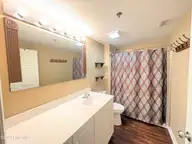 106 N Water Street 506, Wilmington, NC 28401 — 1-bedroom waterfront condo in Water Street Center Condo, Wilmington, NC, photo 8 of 15