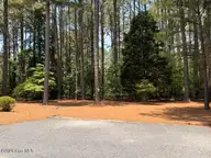 33 Shadow Lane, Whispering Pines, NC 28327 — 3-bedroom waterfront home in Whispering Pines, Whispering Pines, NC, photo 22 of 24: IMG_0297