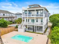 822 S Topsail Drive B, Surf City, NC 28445 — 7-bedroom home, Surf City, NC, photo 3 of 54: 003_822_south_topsail-03_964