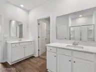 510 Sanderling Court Lot 338, Sneads Ferry, NC 28460 — 5-bedroom home in The Preserve at Tidewater, Sneads Ferry, NC, photo 21 of 37: Centerway25258MbaDRHortonL33A2-029-015-1