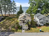 1039 Bayview Road, Bath, NC 27808 — 3-bedroom waterfront home in Bayview, Bath, NC, photo 2 of 41: Primary Photo