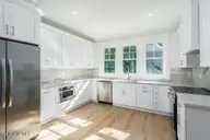536 Chicamacomico Way, Bald Head Island, NC 28461 — 4-bedroom home in BHI Stage II Cape Fear Station, Bald Head Island, NC, photo 17 of 41: 536Interiors10