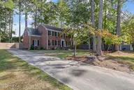 2404 Canal Drive NW, Wilson, NC 27896 — 4-bedroom home in Thorpshire Farms, Wilson, NC, photo 3 of 41: 2404-canal-dr-nw-maria-hernandez-003