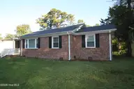210 Kenneth Boulevard, Havelock, NC 28532 — 3-bedroom home in Havelock Park, Havelock, NC, photo 4 of 4: IMG_4730