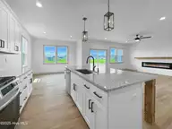 321 Yawl Street, Elizabeth City, NC 27909 — 5-bedroom home in Tooley Harbor, Elizabeth City, NC, photo 14 of 29: Kitchen