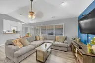 908 Summerlin Falls Court, Wilmington, NC 28412 — 3-bedroom townhome in Summerlin Falls, Wilmington, NC, photo 4 of 24