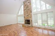 620 Diamondhead Drive S, Pinehurst, NC 28374 — 3-bedroom home in Lake Pinehurst, Pinehurst, NC, photo 19 of 76: 620 Diamondhead Dr S-10
