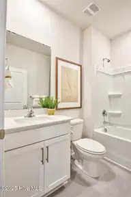10533 Beard Way, Bailey, NC 27807 — 4-bedroom home in Beaver Dam Crossing, Bailey, NC, photo 23 of 51: 27-Downstairs Bathroom