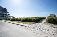 438 Hampton Colony Circle, North Topsail Beach, NC 28460 — 5-bedroom waterfront home in Hampton Colony, North Topsail Beach, NC, photo 14 of 24: HamptonColony438LotDanL33A9554 copy