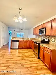 8007 Banister Loop, Jacksonville, NC 28546 — 2-bedroom townhome in The Gables, Jacksonville, NC, photo 5 of 12: unnamed (14) (Small)