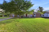 607 Oakwood Avenue, Jacksonville, NC 28546 — 3-bedroom home in Brynn Marr, Jacksonville, NC, photo 1 of 50: 607oakwoodave_001