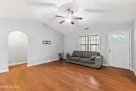 408 Ridgeway Drive, Sneads Ferry, NC 28460 — 3-bedroom home in The Landing at Everetts Creek, Sneads Ferry, NC, photo 6 of 29: beyc69a07258e3798