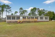 108 Gold Coast Drive, Hampstead, NC 28443 — 4-bedroom manufactured home in Buccaneers Retreat, Hampstead, NC, photo 1 of 46: IMG_7034