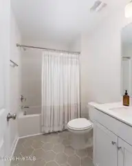 59 S Bandwheel Way, Hampstead, NC 28443 — 4-bedroom home in Sawyers Run, Hampstead, NC, photo 22 of 30: bathrooms-02b