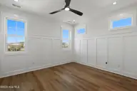 122 Dow Avenue B, Kure Beach, NC 28449 — 4-bedroom home in Hanby Beach, Kure Beach, NC, photo 14 of 46: 14_122_dow_ave_014