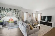 101 Spinnaker Street B, Elizabeth City, NC 27909 — 3-bedroom waterfront townhome in Tooley Harbor Villas, Elizabeth City, NC, photo 9 of 39: 27_101b_spinnaker_e_city_015