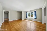 3316 Chalmers Drive, Wilmington, NC 28409 — 3-bedroom home in Pine Valley Estates, Wilmington, NC, photo 11 of 57: 11-web-or-mls-GI - 3316 Chalmers Dr - Li
